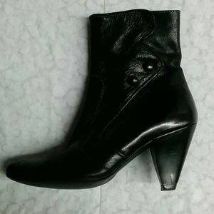 🔥💲Black booties 36